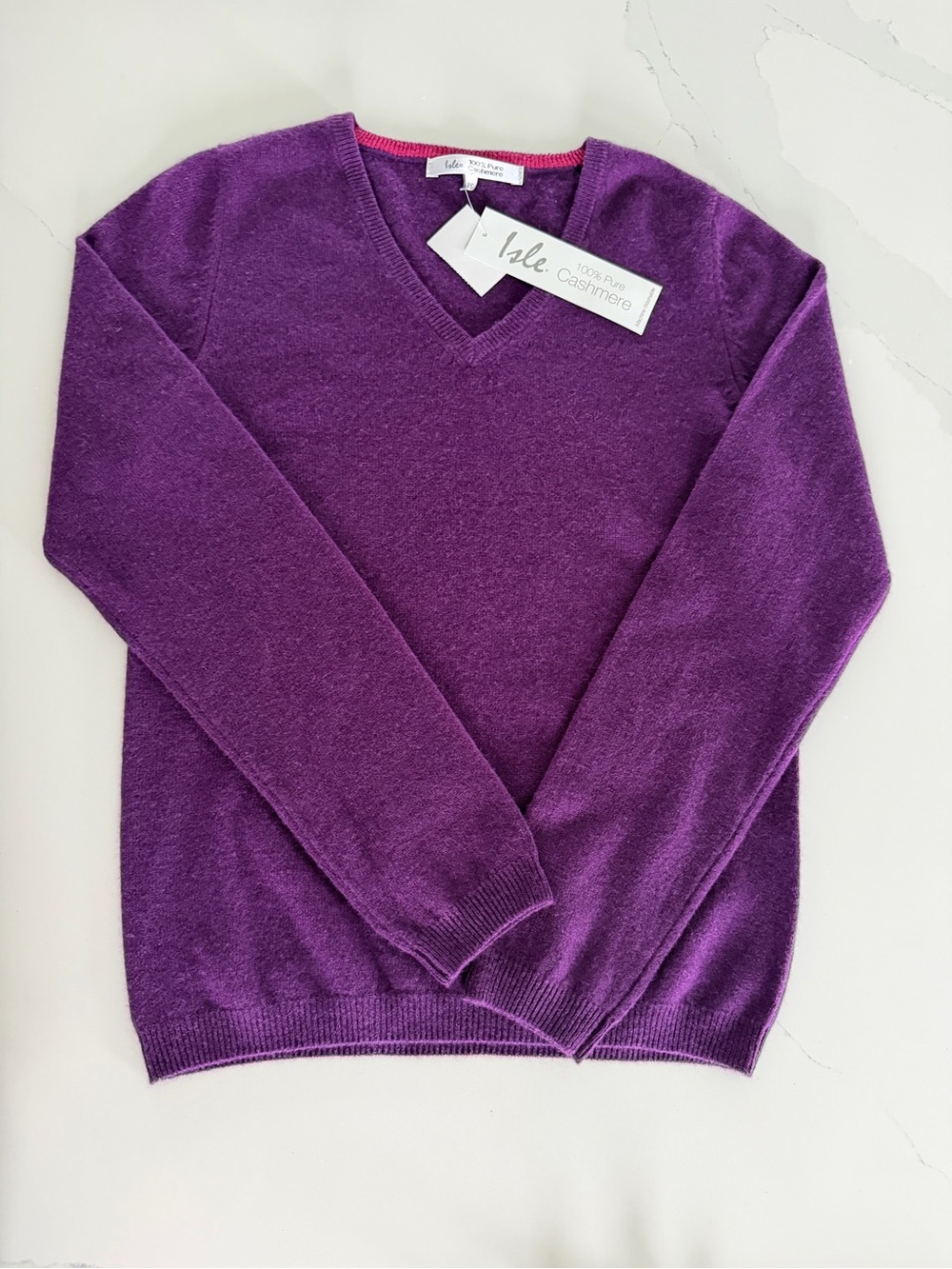 NWT Isle 100% Pure Cashmere V-Neck Sweater - Purple - Size XS